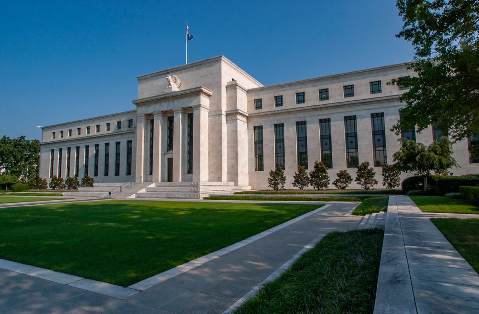 米国ワシントンD.C.にある連邦準備制度理事会のMarriner S. Eccles Building。